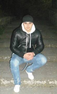 Public Photo of SweetBoy69